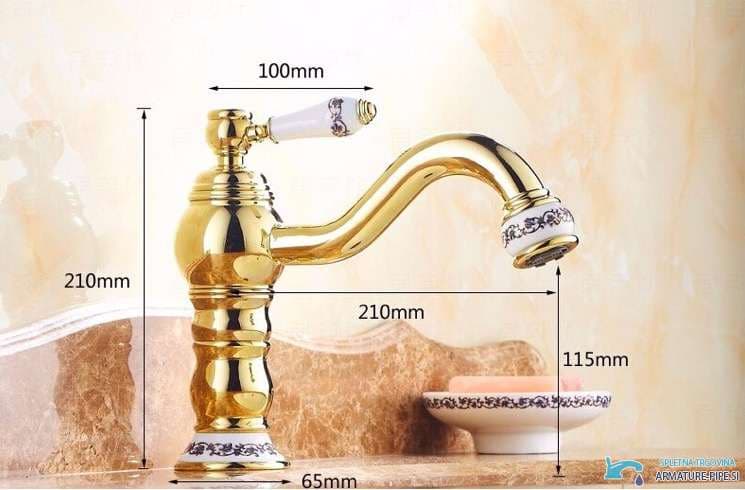 Technický výkres zlaté baterie GB1523 s výškou 210 mm a dosahem 210 mm