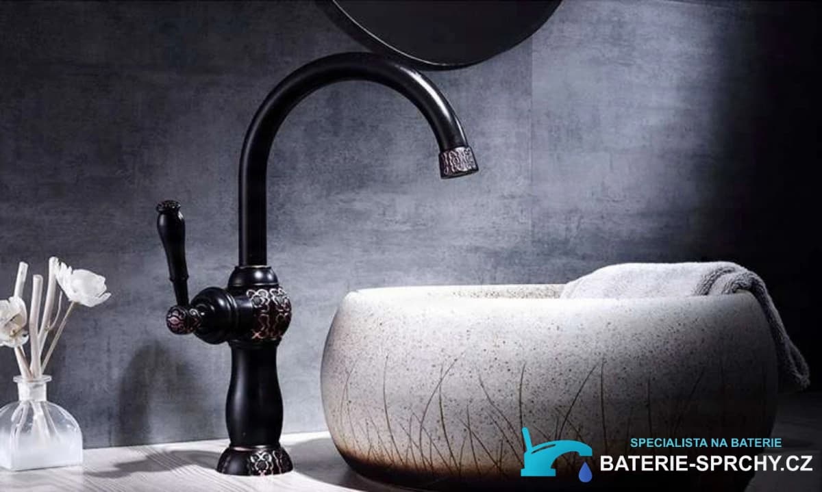 Černá baterie pro volně stojící umyvadlo BK3242 v matné černé