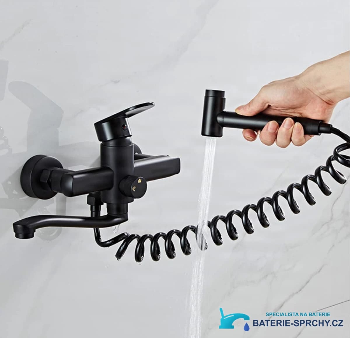 Nástěnná kuchyňská baterie EYN WK1124 v matné černé